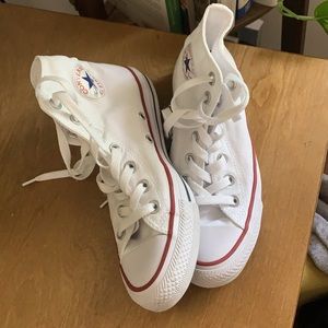 High top converse in white ✨